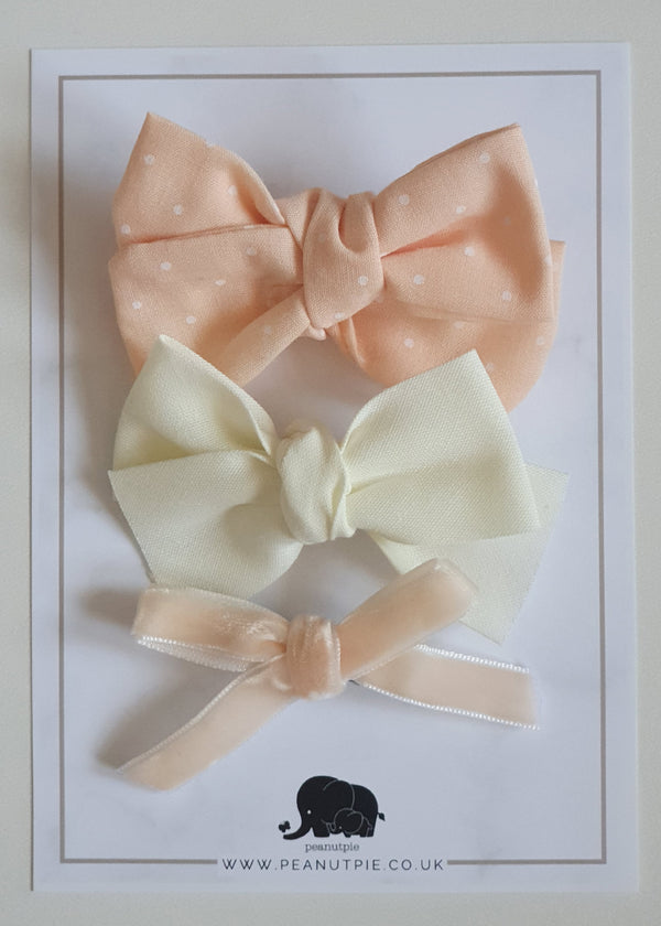  Pink and White Bow Clip set